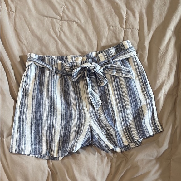 LOFT Pants - LOFT Blue and White Striped linen Women Shorts